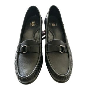Woman’s Loafers  US size 9 1/2